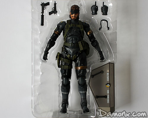 Figurine Play Arts Snake Metal Gear Solid