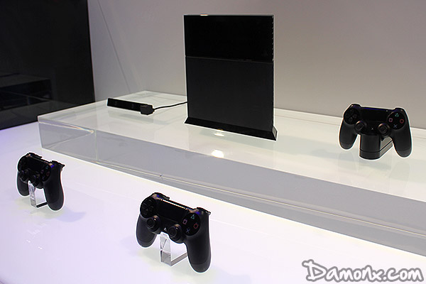 [E3 2013] J'ai Testé la PS4 ! Impressions sur le Design et la Manette
