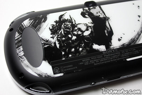 [Unboxing] Console PS Vita Toukiden Limited Edition
